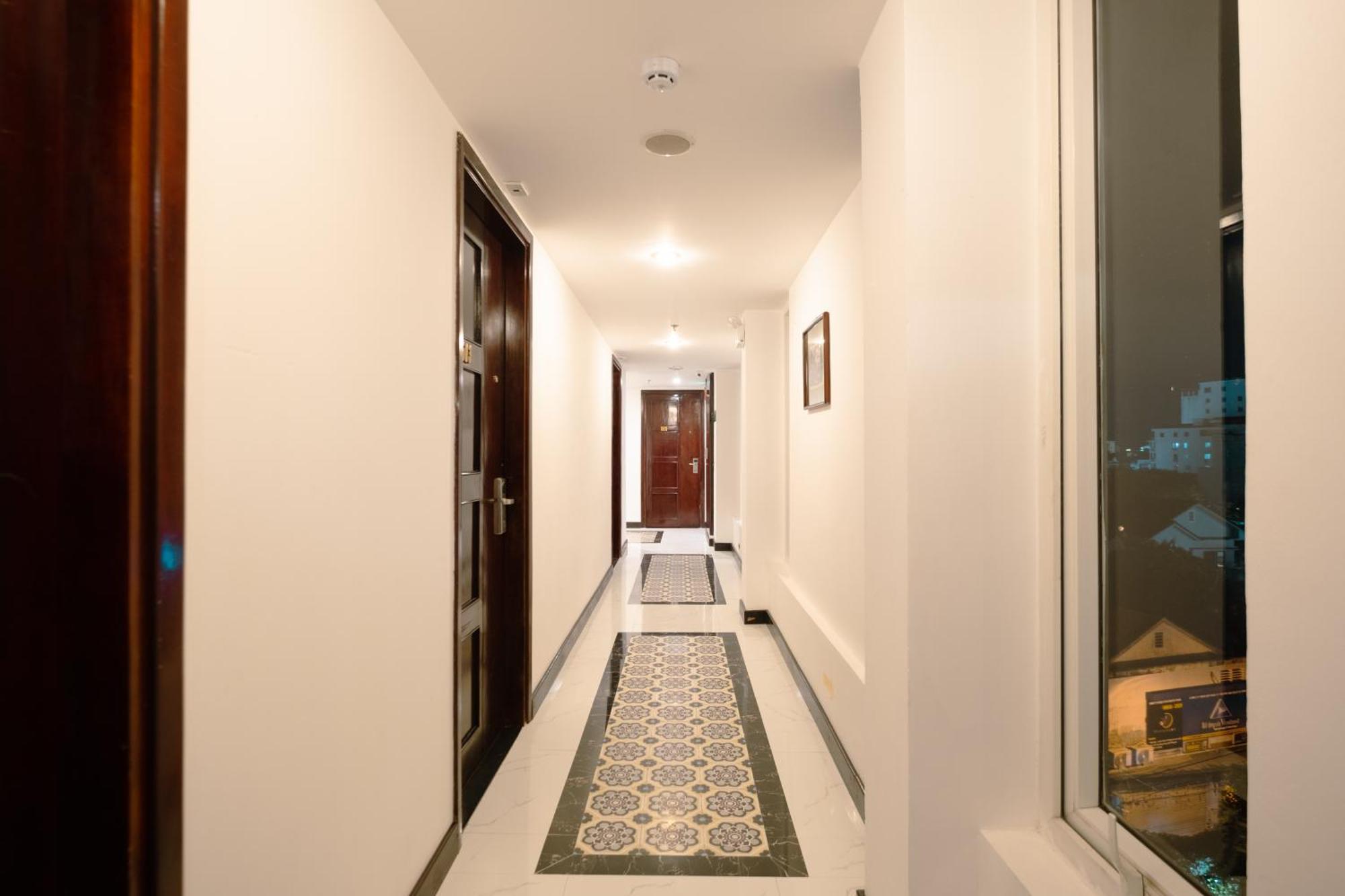 Vina Spa Hotel Hue Esterno foto