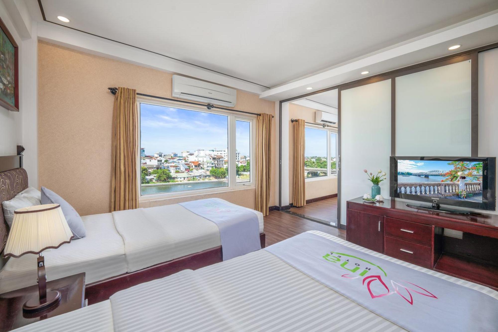 Vina Spa Hotel Hue Esterno foto