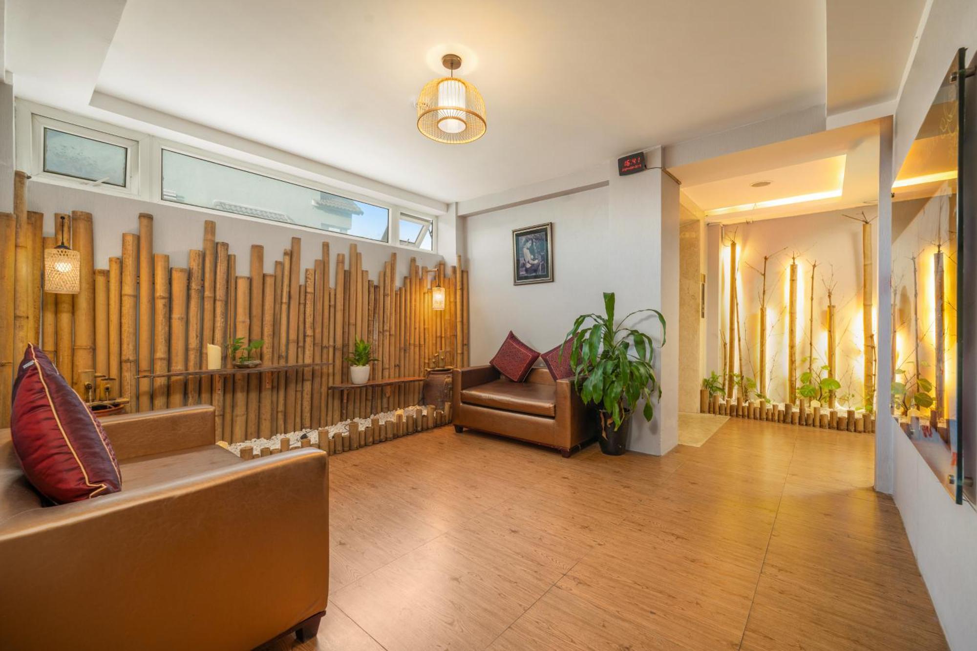 Vina Spa Hotel Hue Esterno foto