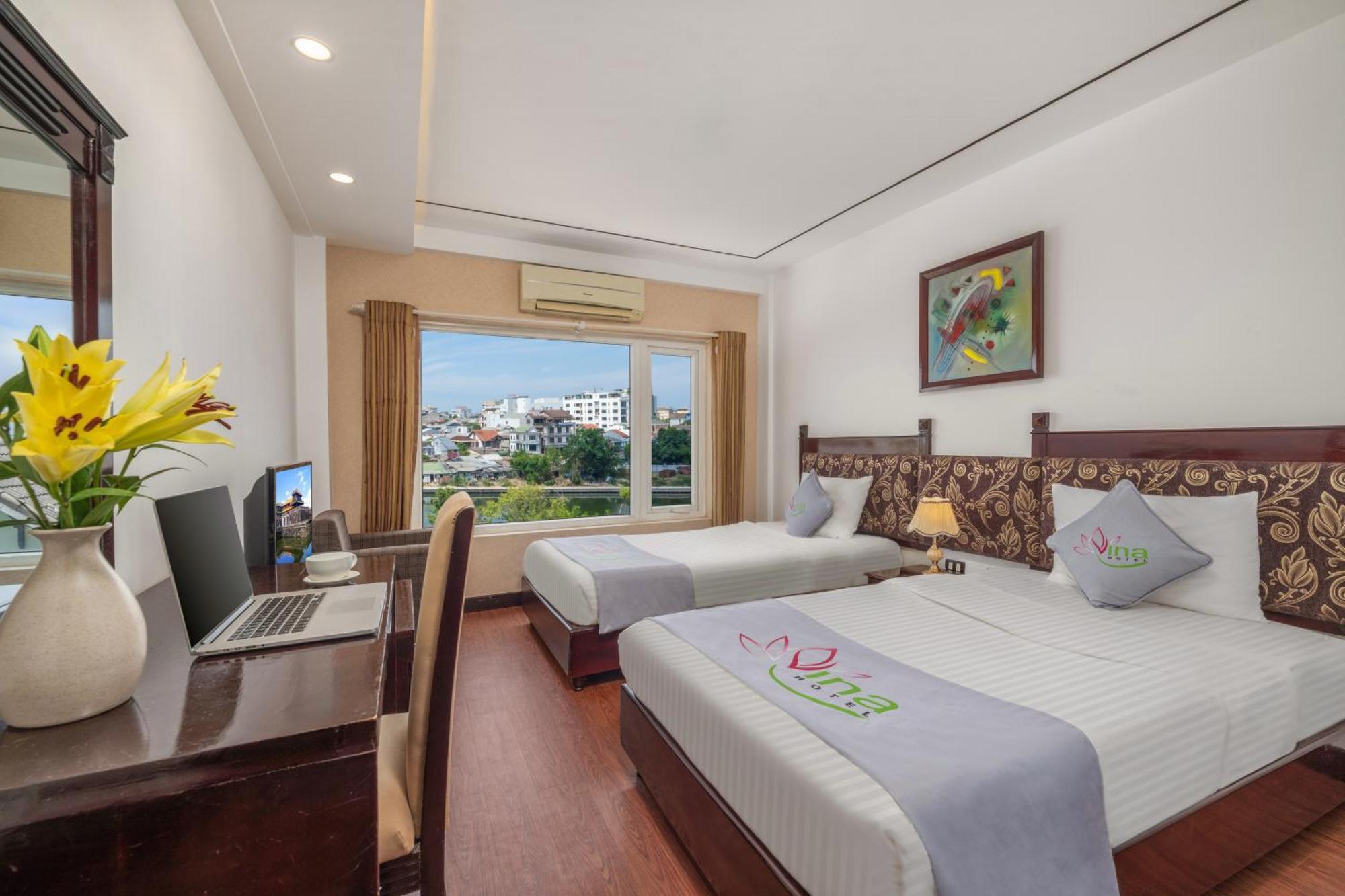 Vina Spa Hotel Hue Esterno foto