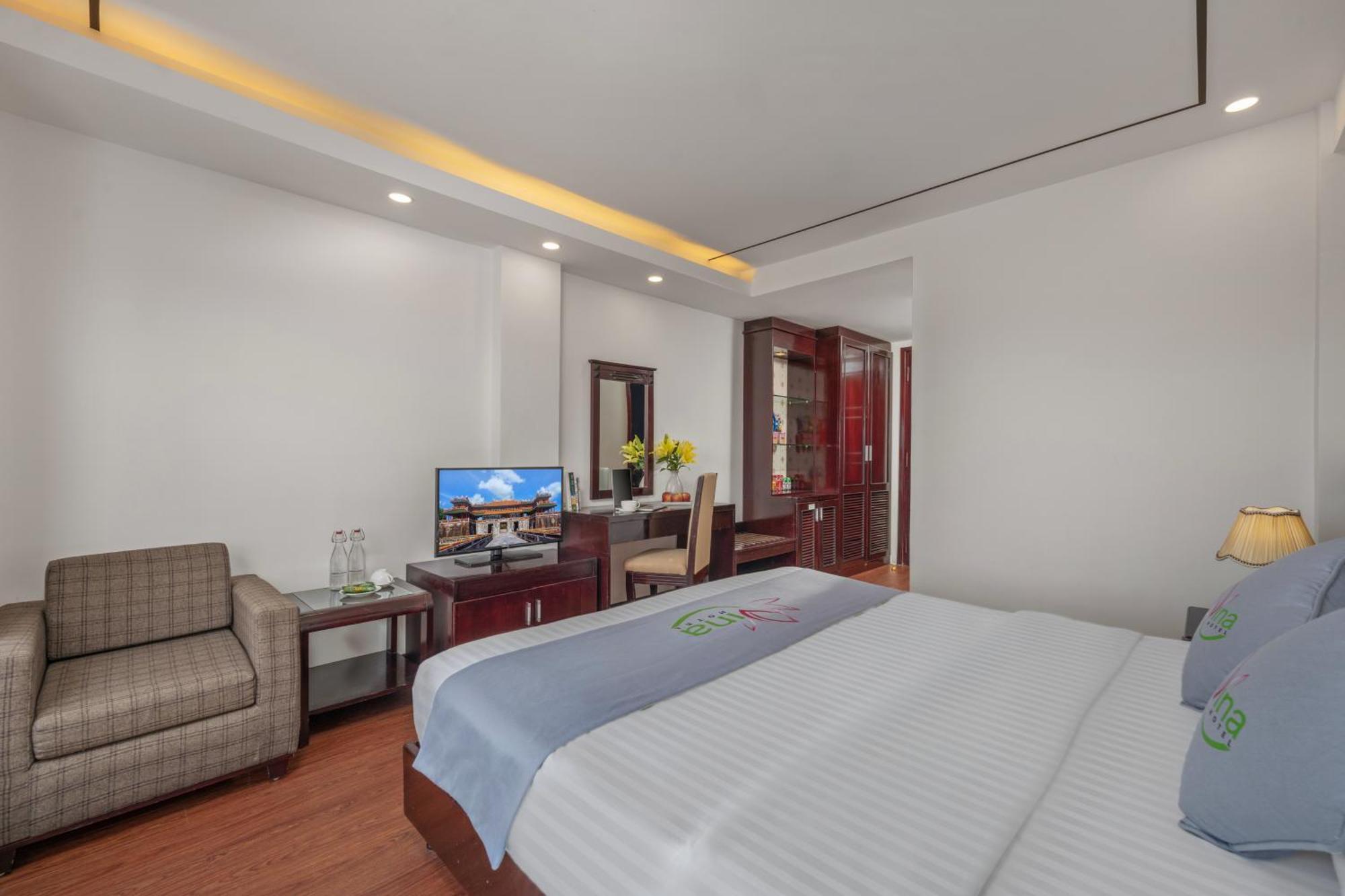 Vina Spa Hotel Hue Esterno foto